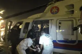 【救助快讯】日落时间  雨雾弥漫救助直升机成功救助1名受伤船员图片