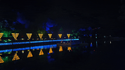 当千年铁花遇见漫天飞雪！荆州九老仙都上演冰火奇缘