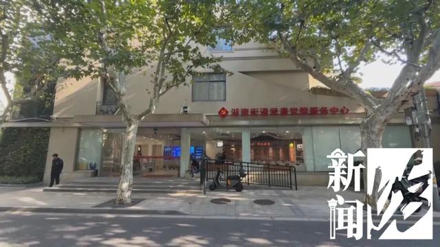 上海网红打卡点，阿姨直接冲进男厕所？