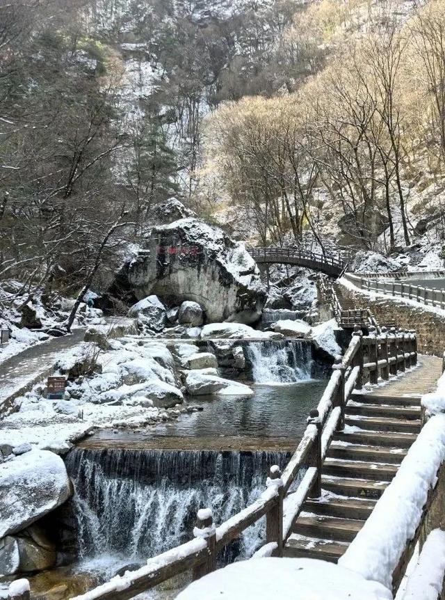 冬日漫步太白山！邂逅冰雪与暖阳！