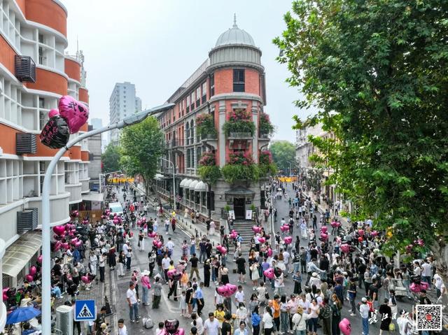 泼天的流量来了，武汉出手！网友：建议全国来学