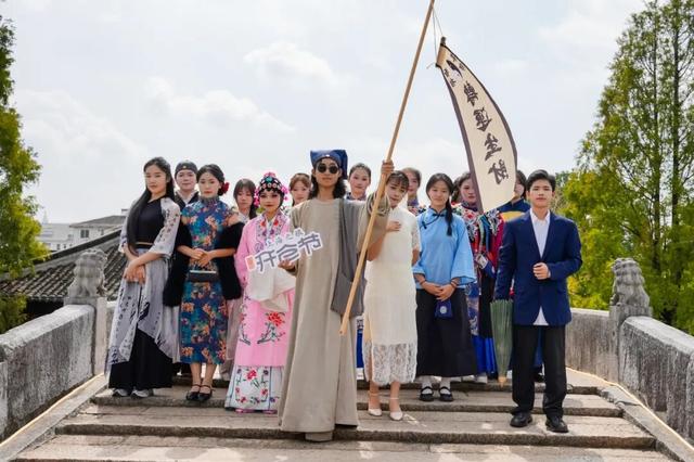 游上海松江 寻上海之根 | 国庆节首日，1.5万人涌入仓城……