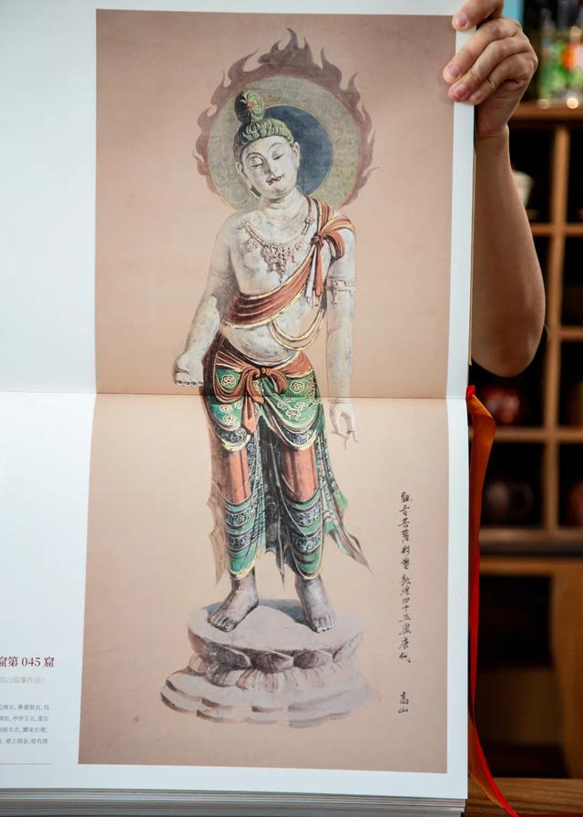 每年2000万人跑来朝圣，可惜她的美，正在倒计时