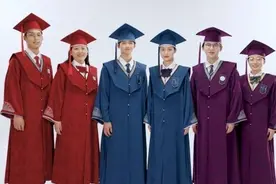 今年这些高校学位服上新！图片