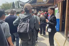 毕节职业技术学院“校旅结合”助推百里杜鹃打造世界级旅游目的地图片