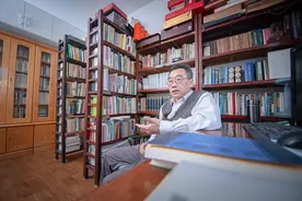 十吨集装箱，北大学者的“家当”图片