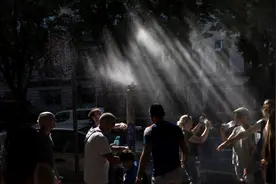 巴黎将迎“今年最热一天”！有奥运赛事举办城市气温将达38℃图片