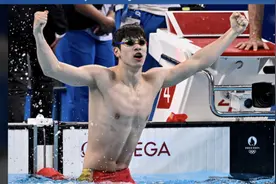 领衔美媒年度世界游泳十佳 潘展乐“保持平常心”图片