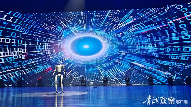 2025年饮水思源·探秘三江源公益晚会在西宁举行
