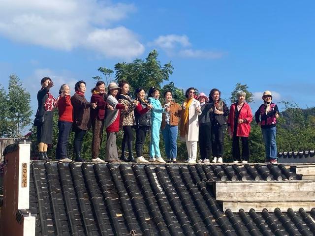 桂林七星区朝阳乡浪漫秋景引客来