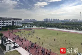 常州高中生提议学校改个名字 校长不怒反喜：这个事儿得好好研究下图片