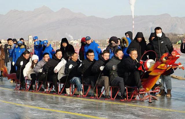 宁夏石嘴山2025冬季冰雪旅游嘉年华启幕70余项活动激活冬游活力