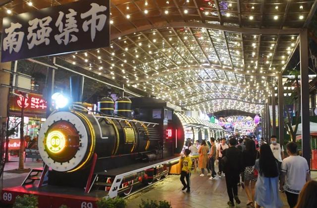 跟着滇超游昆明 | 昭儿～来看滇超联赛 要在昆明耍几天呢噶