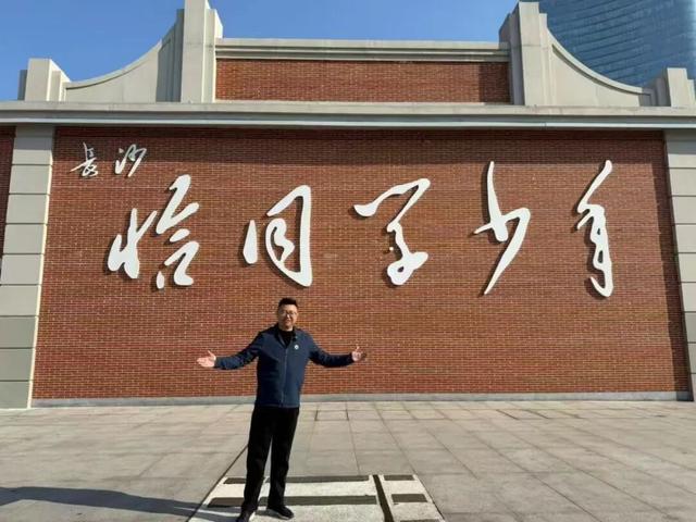 年小东： 当桂林山水遇上“文化解码人”，他让千年故事“活”成了风景