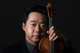 18日晚，宁峰神级再现巴赫帕格尼尼等三位大师小提琴作品图片