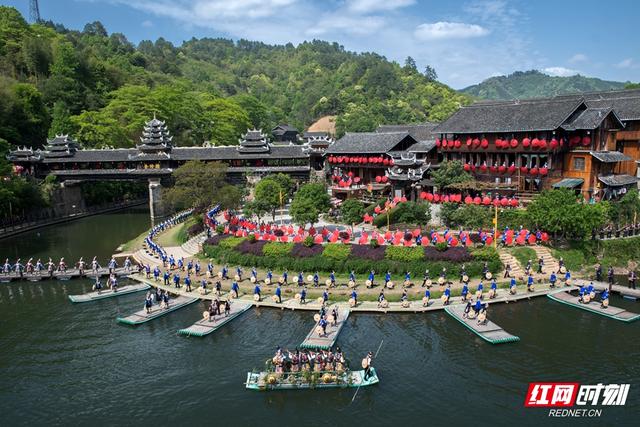 共绘“怀贵一家亲”文旅新画卷 怀化携“怀景怀乡怀味”赴贵阳邀客