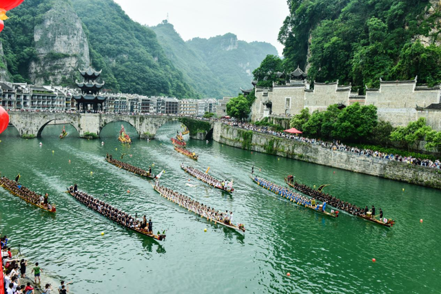 小城看中国⑭ | 贵州镇远：㵲阳河畔，千年古城打好“文旅牌”