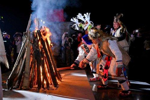 阿坝州“非遗火塘” IP交出文化商业双优答卷