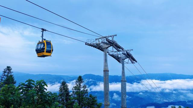 “中国最长索道”湖南雪峰山索道正式首航，票价、线上售票、串联景区最全攻略