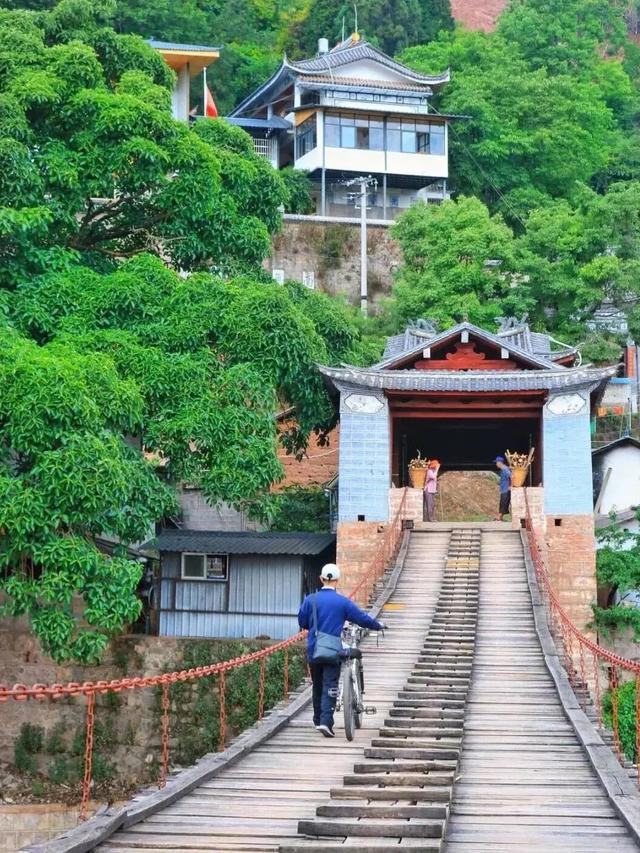 大理+滇西5县深度游！10条主题线覆盖非遗、古镇、美食、康养，这篇攻略直接抄作业