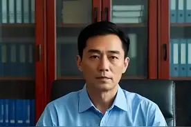 男女“AI数字人”亮相国务院客户端，网友点赞：像我亲叔图片