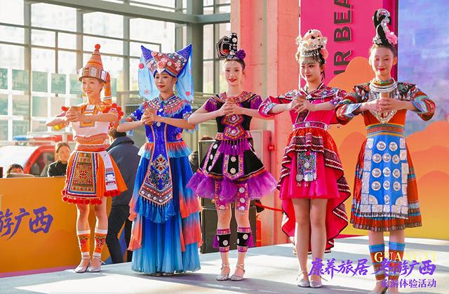 “康养旅居 冬游广西”文旅体验活动走进哈尔滨闹市区