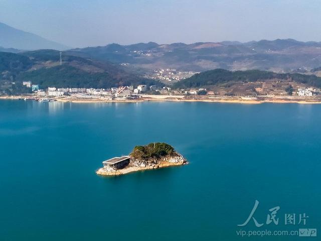 湖南郴州：东江湖山清水碧生态美