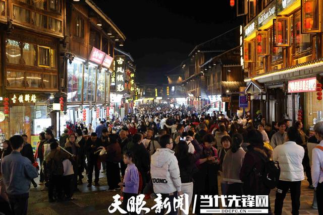 贵州黎平肇兴侗寨：多彩侗年擦亮乡村古镇“金名片”