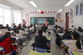 护苗绿书签净化成长路，大岭镇开展“扫黄打非·绿书签”进校园活动图片