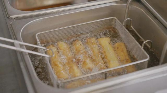 广东新晋网红地！浪漫花海、直升机飞行、地道美食…三水这个地方藏不住了