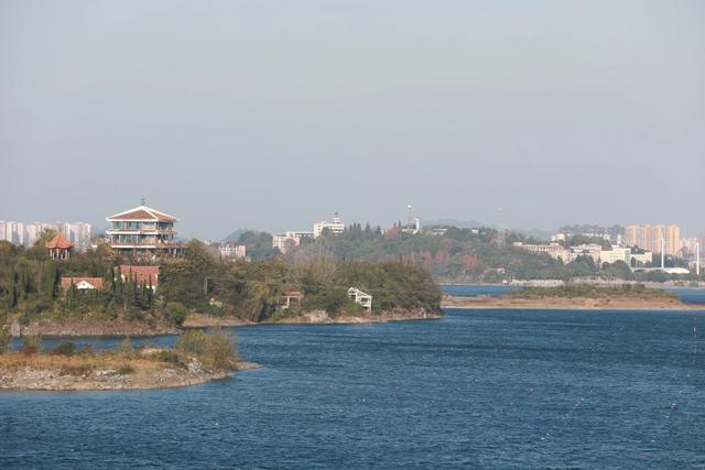 红枫湖畔民宿迎新忙 定制化体验受追捧