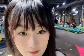 淡季大闸蟹贵过十一？杭州00后直播卖尾货蟹，二百元10斤！图片