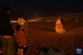 敦煌夏季旅游持续升温图片