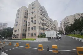 城市更新观察 | 深圳30年老旧小区“焕新”背后：从“拆除重建”到“微改造”，城市更新转向存量优化图片