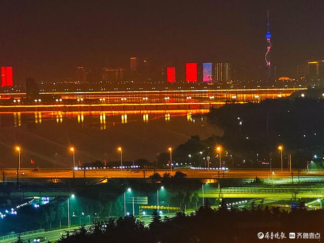 双节拍|国庆夜登皇山阁，观沂河岸边美景