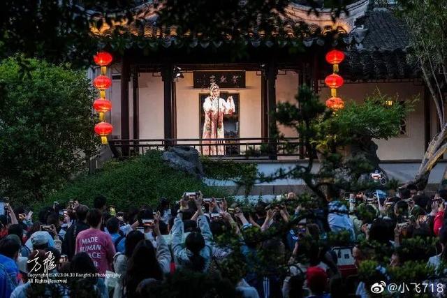 新同学，请留步！一起在秦淮解锁青春新玩法→