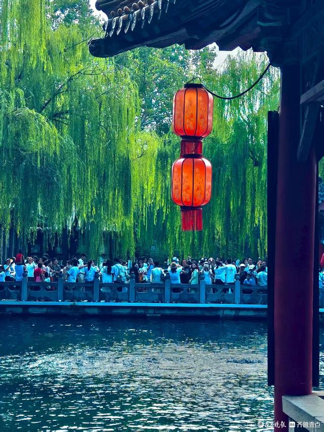 炎热的夏天，趵突泉给您带来一丝凉意