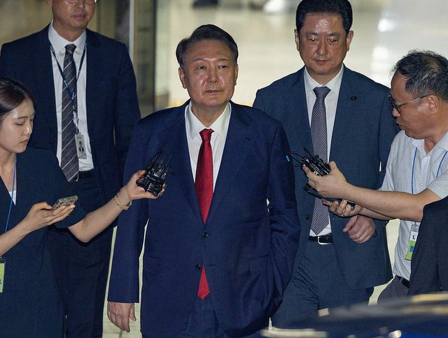 罪名一长串 尹锡悦被提起公诉