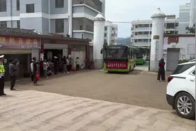 安全感十足！昭通交警悉心护送2300余名中考生进城 “赶考”图片