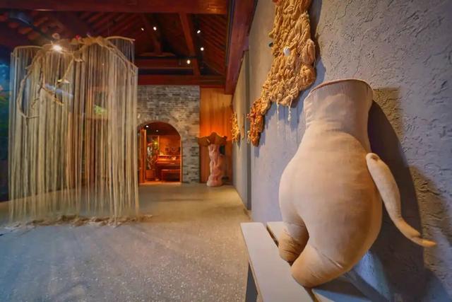 来东城这个胡同小院，邂逅蘑菇精灵的童话秘境——