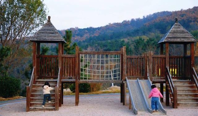 威海市环翠区：冬日“趣”看海 浪漫不打烊