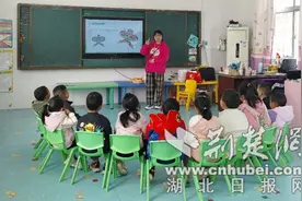 襄阳高新区第三幼儿园：巧手绘纸鸢，童心寄清明图片