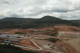 中企投资建设的柬埔寨水电站成功截流图片