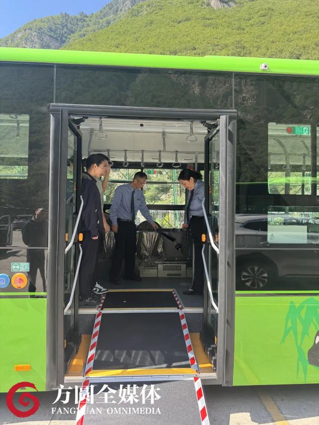 九寨沟的观光车上新了！风景之外，出行还要“无碍”！