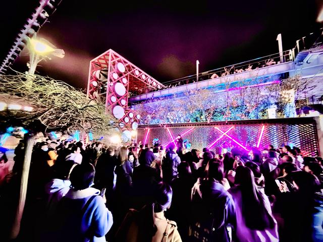 烟火气+文艺范+松驰感！年轻人花式解锁京城仲夏夜