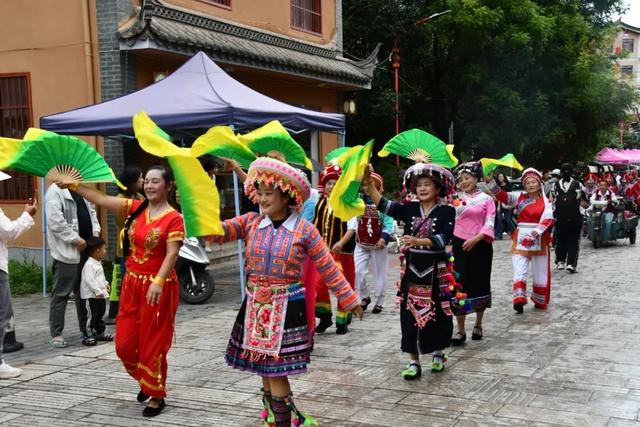 “悦动华宁·桔时有约”系列活动举办