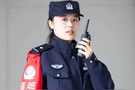 派出所里的“00后”女警，擒贼抓逃调解样样行！图片