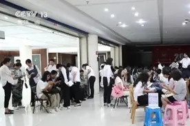 国家助学贷款不设规模上限 应贷尽贷 申请手续更简便图片