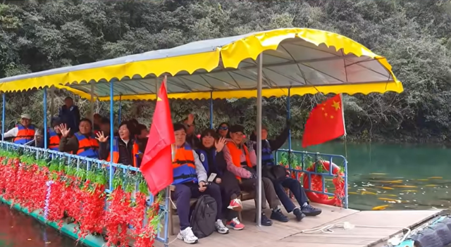 韩国游客包机来大美郧阳 沉浸式感受山水人文魅力