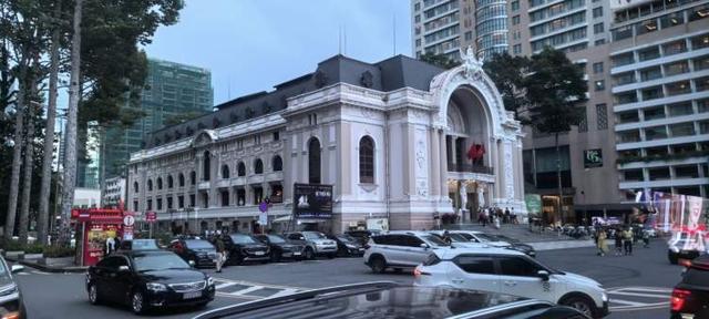 机上吃河内莲香牛肉粉、喝冰奶咖啡……去越南度假热门的不仅仅有这些